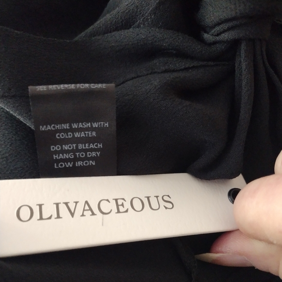 NWT🔥 Anthropologie Olivaceous Lightweight Tie-front Opaque Blouse Size Large - Picture 8 of 9
